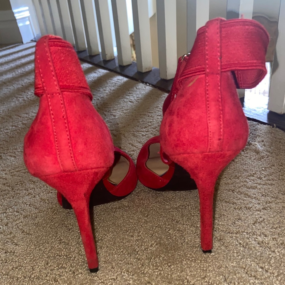 Jessica Simpson Red Elastic Strap Heels size 8.5 - Picture 4 of 10